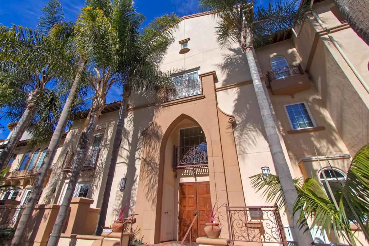 Villa d’Este at Playa Vista